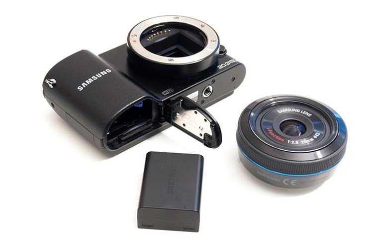 Samsung NX1000 (7).jpg